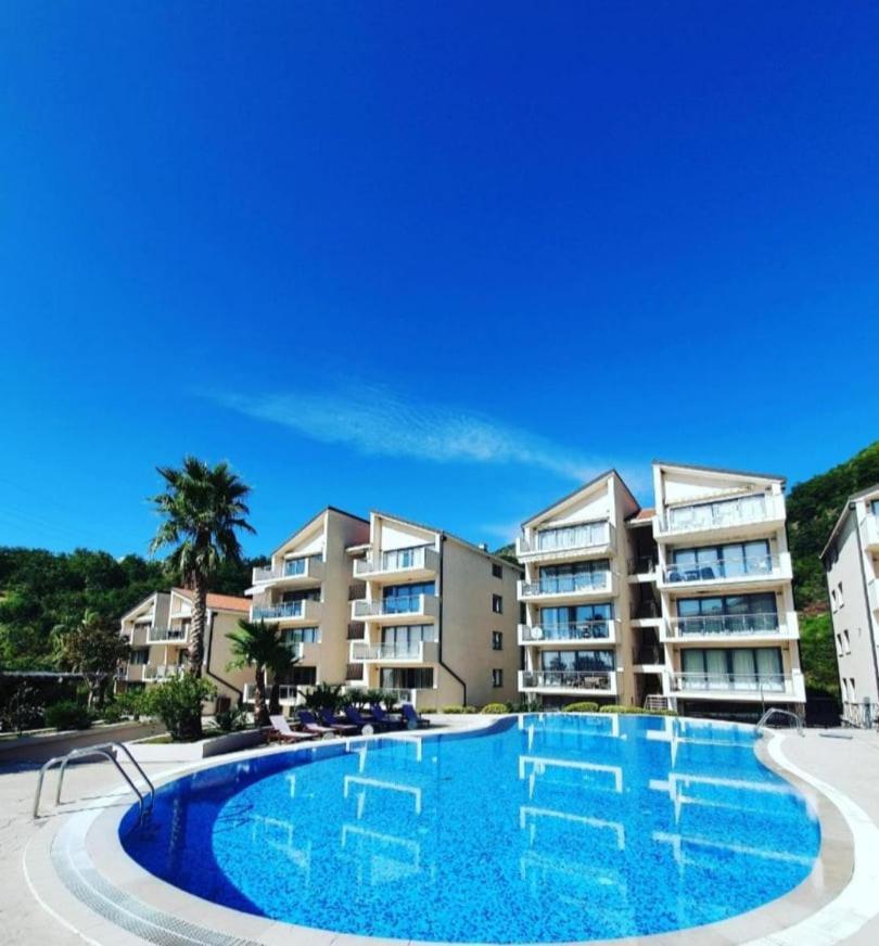 Blue Horizon Apartment Resort Budva Exterior photo