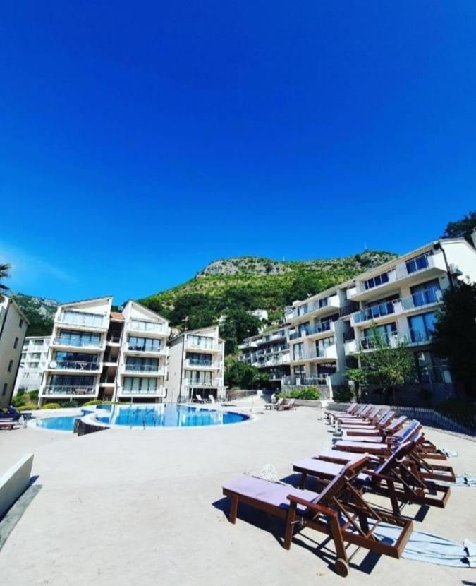 Blue Horizon Apartment Resort Budva Exterior photo